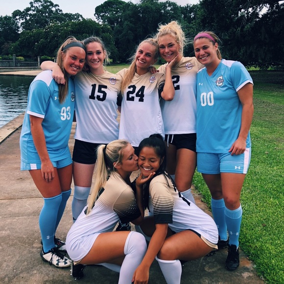 Meet your Posher, Meredith - Picture 7 of 8